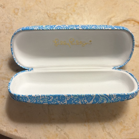 Lilly Pulitzer Blue and White Eyeglass Case - Picture 2 of 3